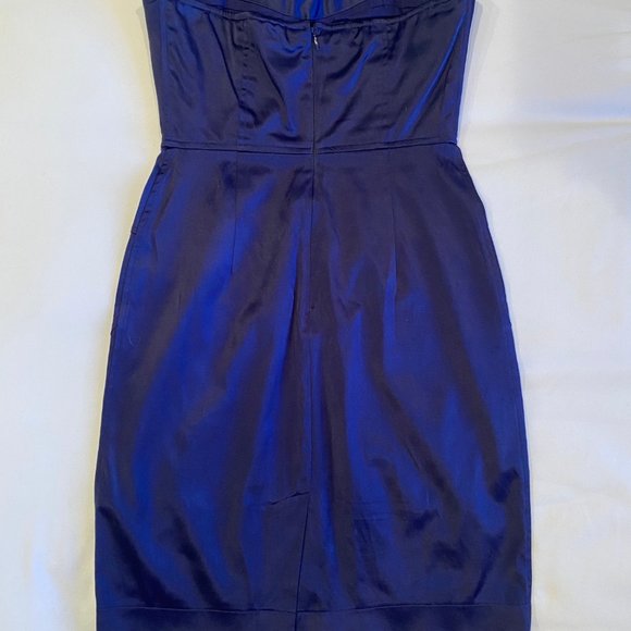 Dress - Picture 2 of 4